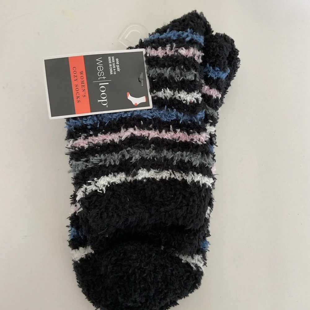 West Loop Set of 5 pairs of Cozy Socks NWT